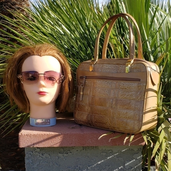 😩SOLD 1960s bag and a vintage fossil‎ sunglasses - Picture 2 of 11